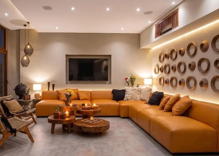 Villa Luxury 6br 400m To Finns Canggu (Bali)