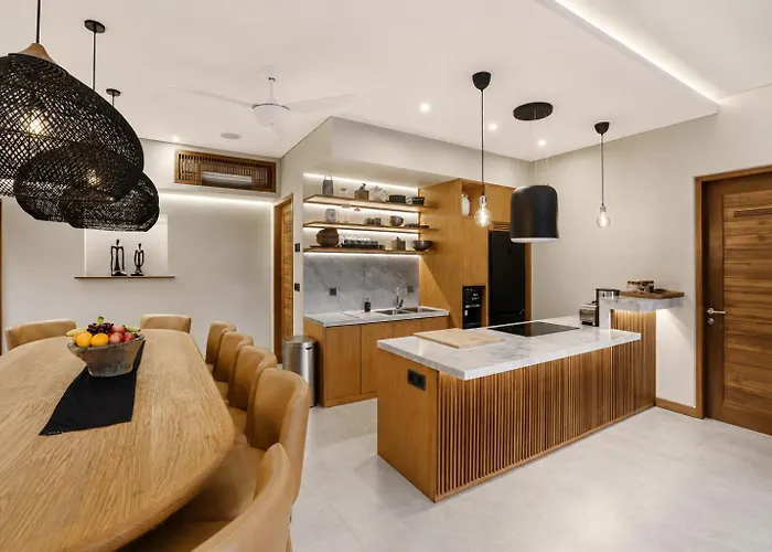Luxury 6br 400m To Finns Villa *